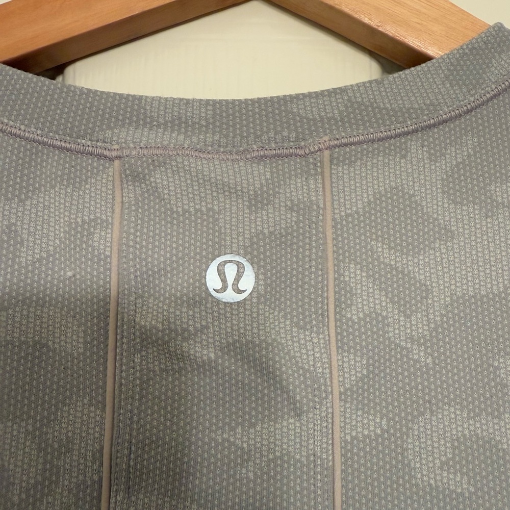 Lululemon Long Distance Short Sleeve Incognito Camo SSL Silver Drop Alpine White - Picture 6 of 8